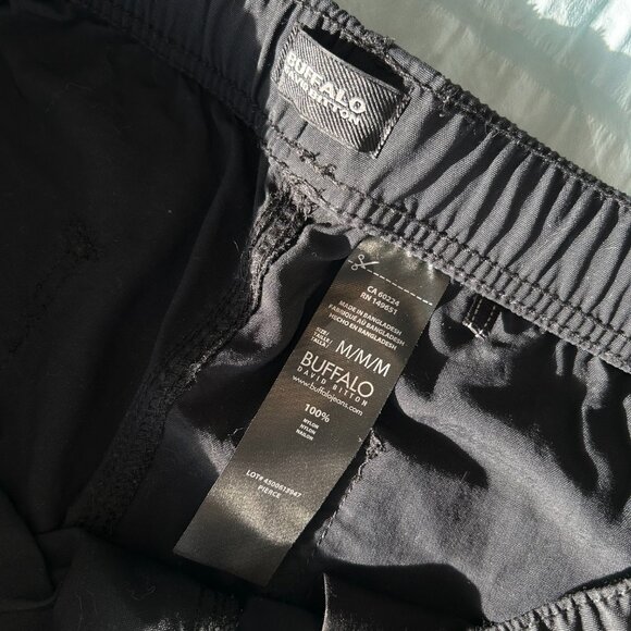 Men's Black Cargo Track Pants - Size Medium - Picture 4 of 4